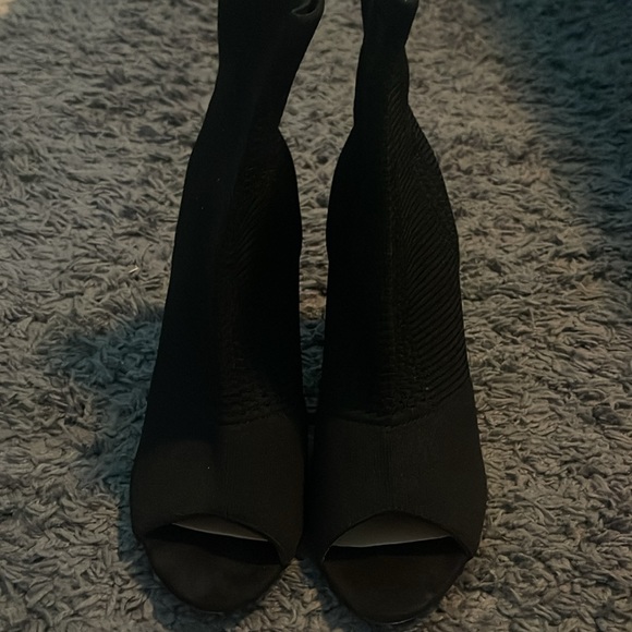 Women’s open toe ankle boots - Picture 2 of 4